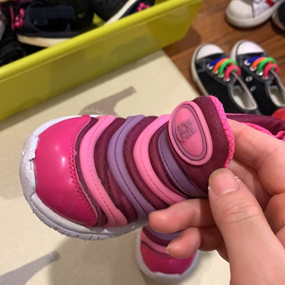 Kid’s shoes - Picture 3 of 5